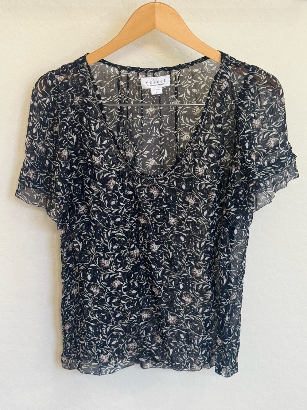 Velvet by Graham & Spencer Silk Floral Sheer Scoop Neck Blouse Top Medium